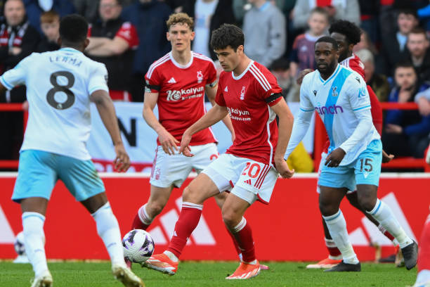 点对决中 点对决中